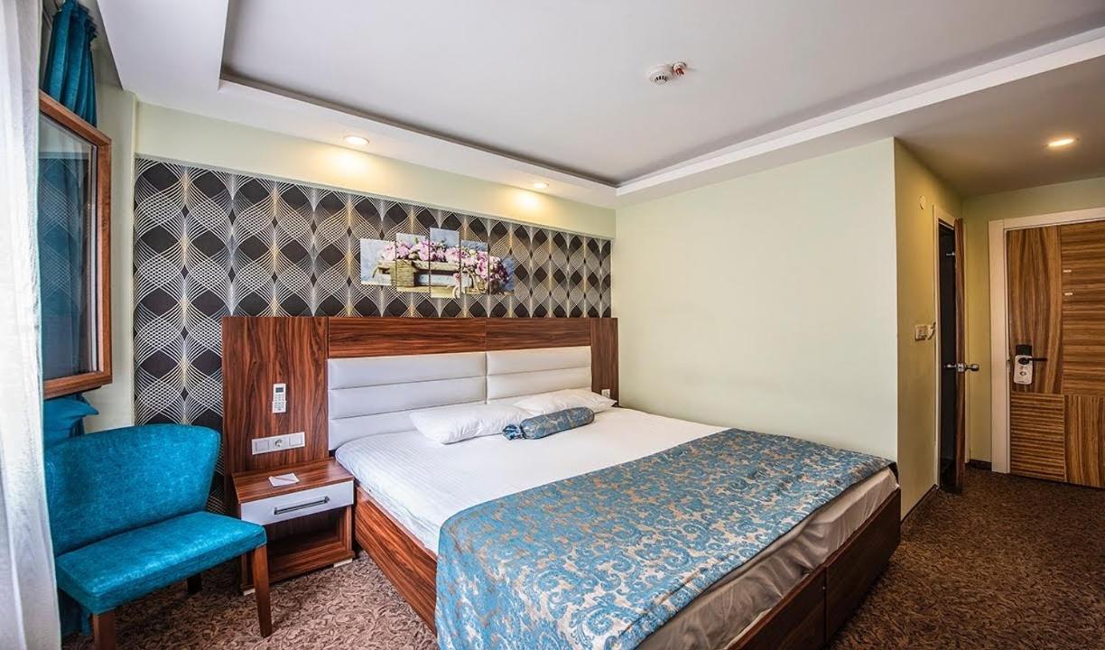 Madi Hotel 3*